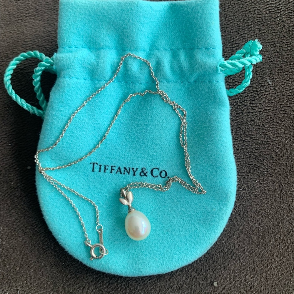 Tiffany & Co. Olive Leaf Pearl Necklace